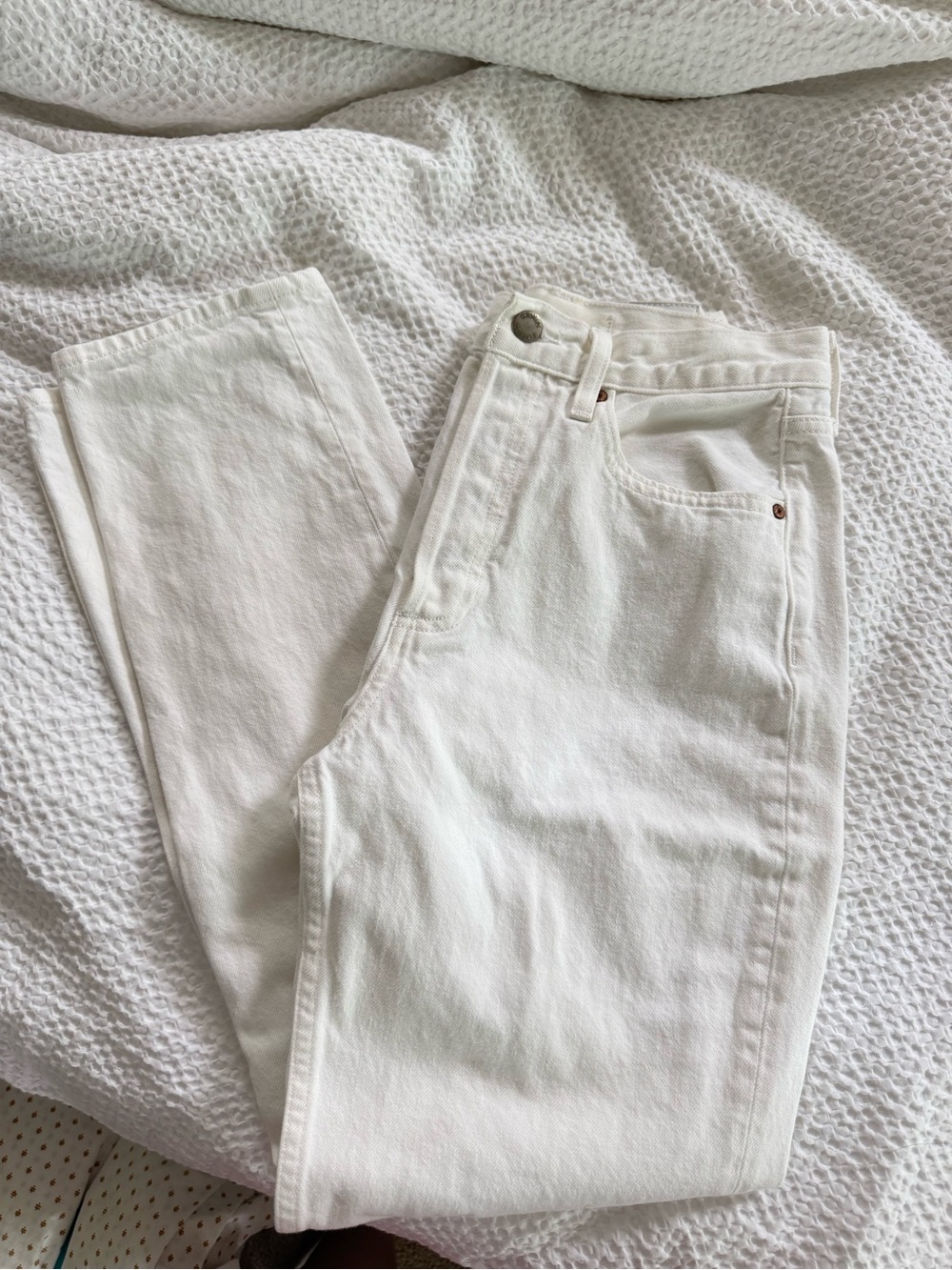 Aritzia Denim Forum White Jeans